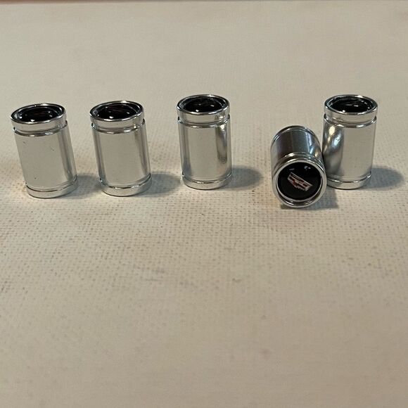 Cadillac Valve Stem Caps in Silver set of 5 NWT - Picture 3 of 4
